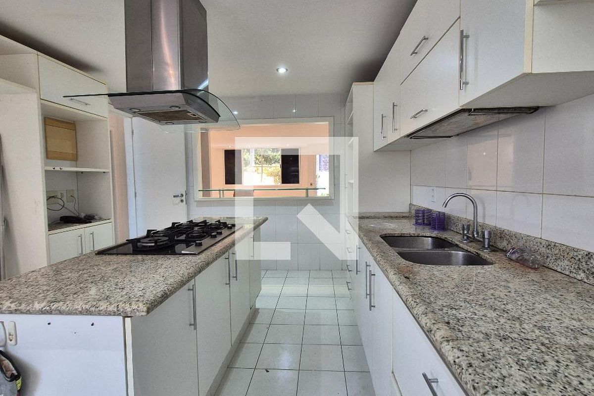 Casa, 4 quartos, 230 m² - Foto 100
