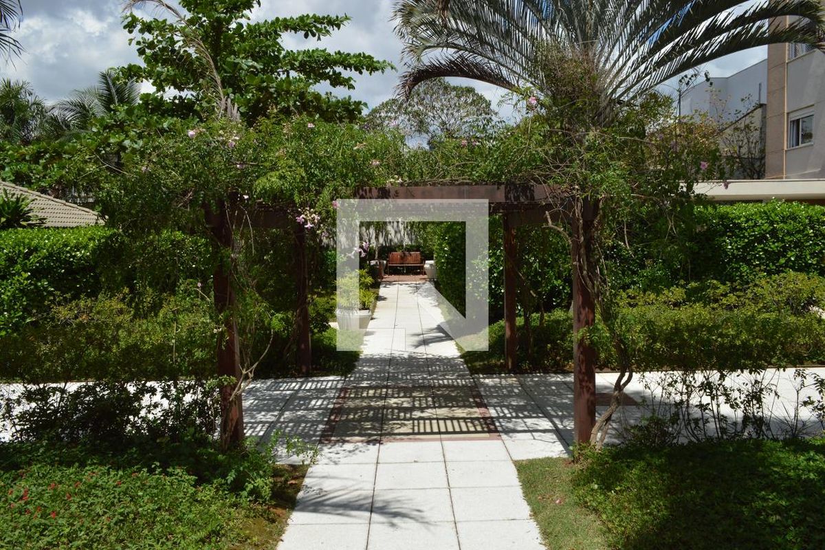 Cobertura, 3 quartos, 270 m² - Foto 182