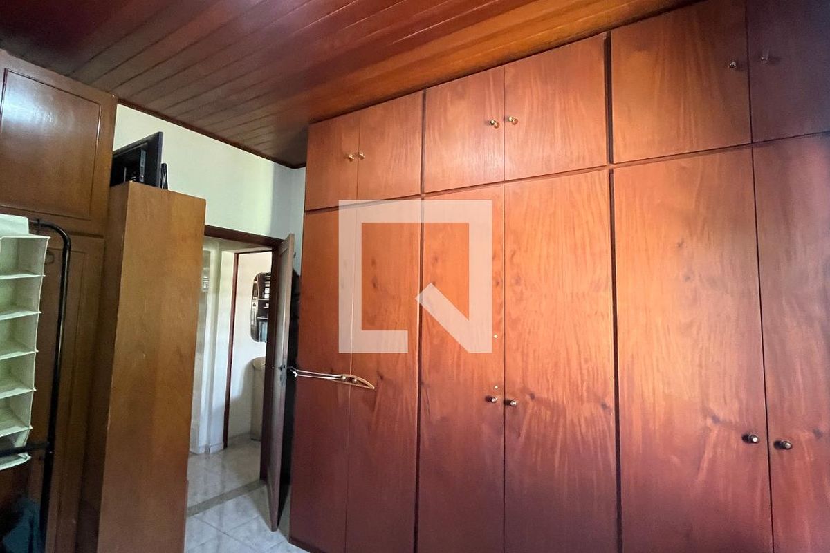 Casa à Venda - Taquaral, 2 Quartos,  144 m2 em , Campinas - sp | SoloBR