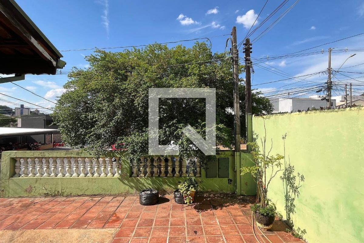 Casa à Venda - Taquaral, 2 Quartos,  144 m2 em , Campinas - sp | SoloBR