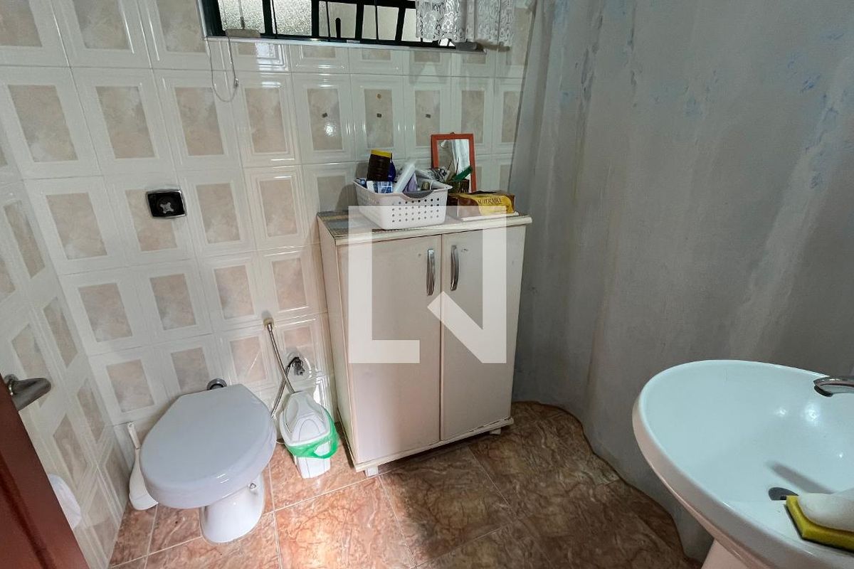 Casa à Venda - Taquaral, 2 Quartos,  144 m2 em , Campinas - sp | SoloBR