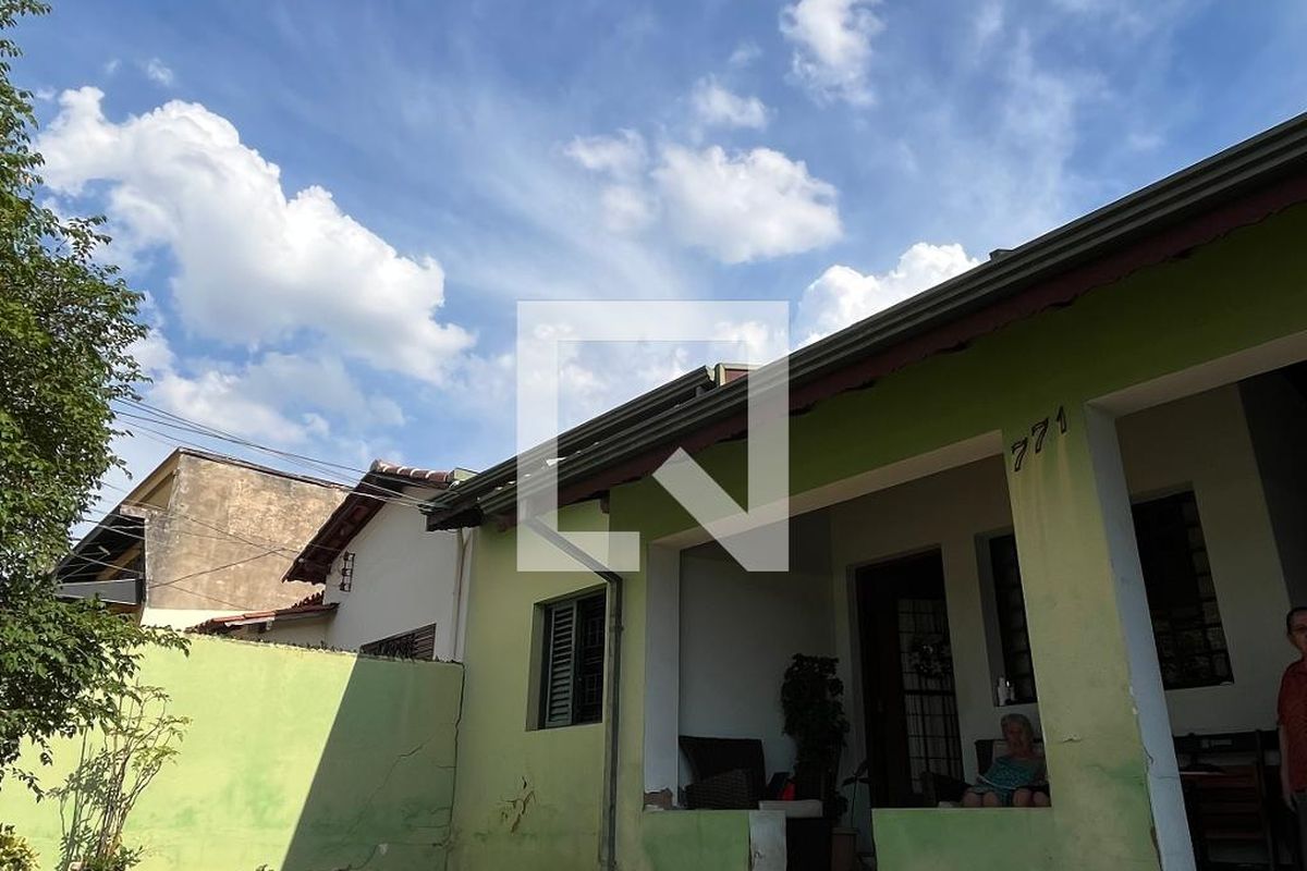 Casa à Venda - Taquaral, 2 Quartos,  144 m2 em , Campinas - sp | SoloBR