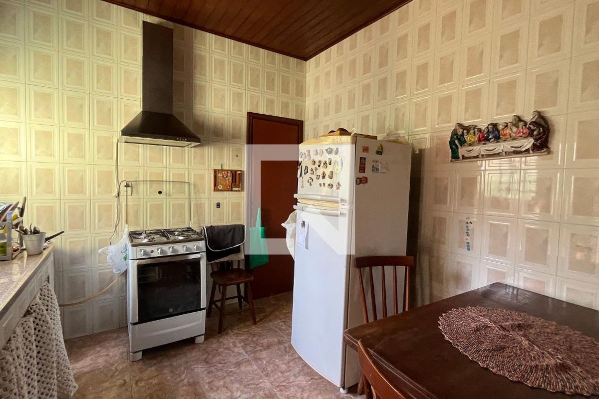 Casa à Venda - Taquaral, 2 Quartos,  144 m2 em , Campinas - sp | SoloBR