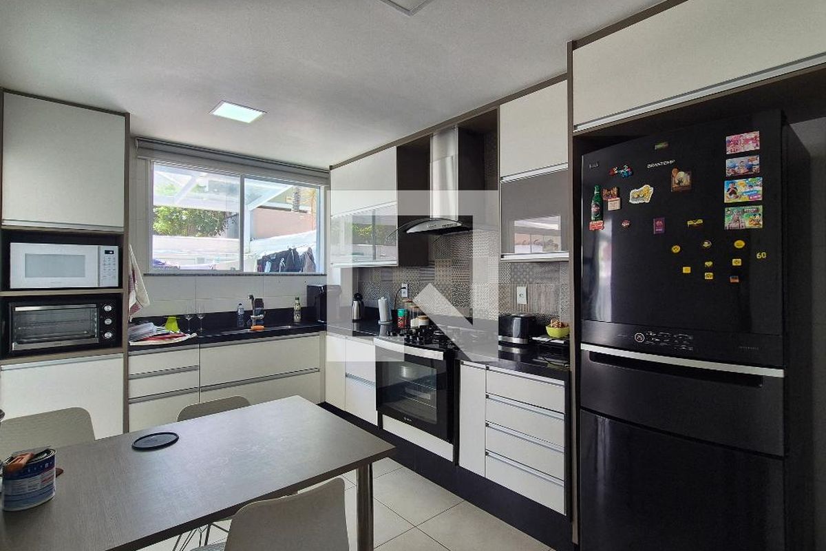 Casa, 4 quartos, 350 m² - Foto 82