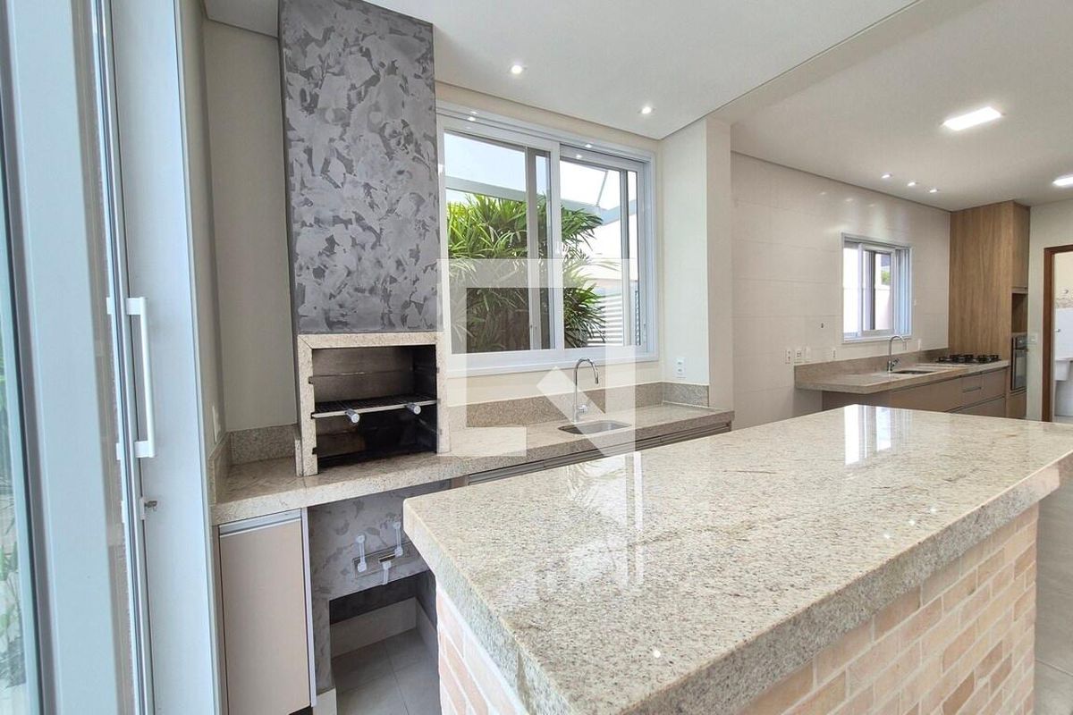 Casa à Venda - Swiss Park, 4 Quartos,  216 m2 em , Campinas - sp | SoloBR