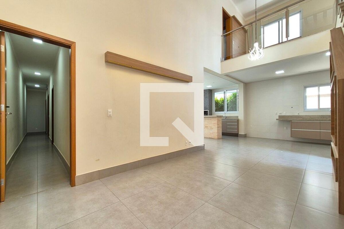 Casa à Venda - Swiss Park, 4 Quartos,  216 m2 em , Campinas - sp | SoloBR