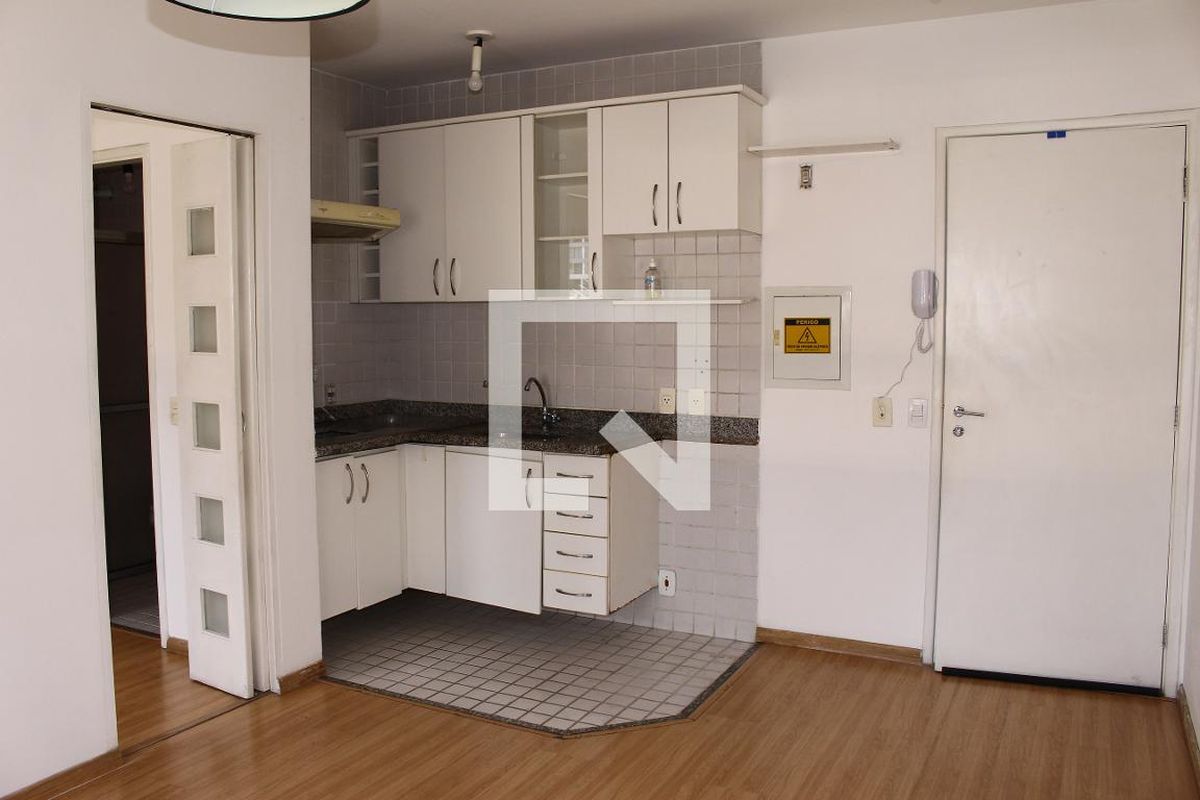 Apartamento, 1 quarto, 28 m² - Foto 2