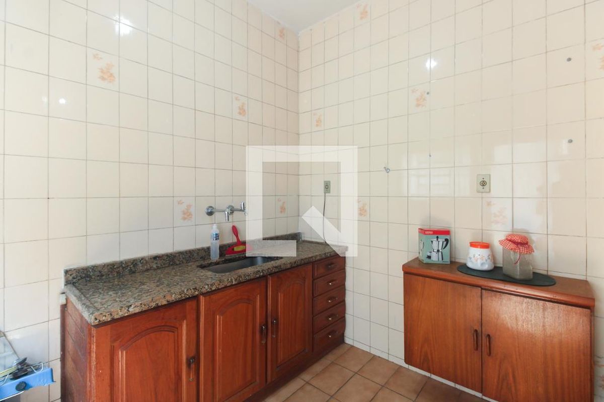 Casa, 2 quartos, 247 m² - Foto 40