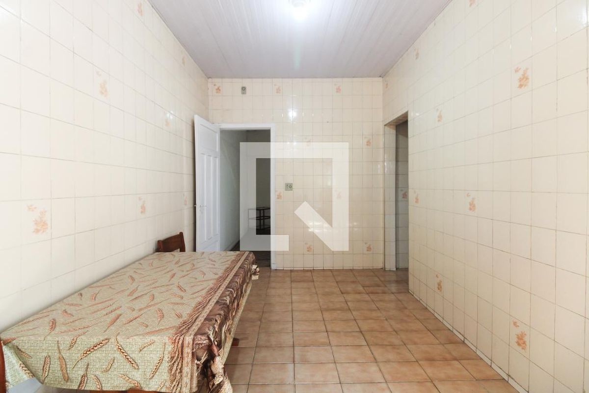 Casa, 2 quartos, 247 m² - Foto 42