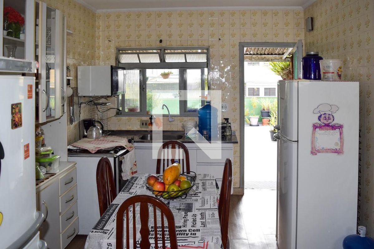 Casa, 2 quartos, 200 m² - Foto 32