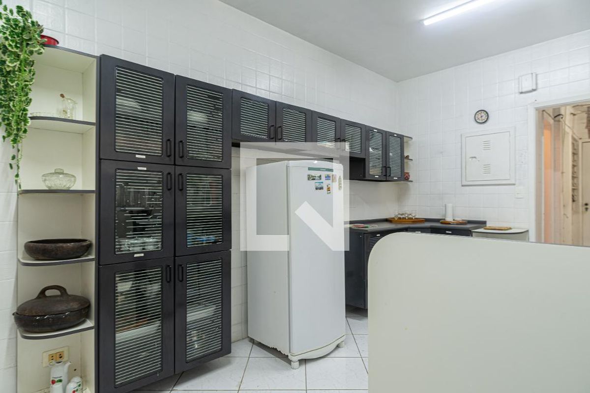 Apartamento, 3 quartos, 190 m² - Foto 105