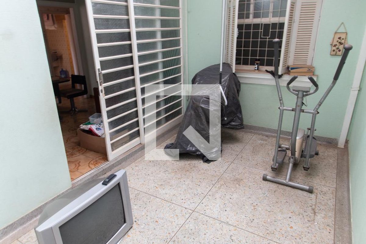 Casa à Venda - Taquaral, 3 Quartos,  300 m2 em , Campinas - sp | SoloBR