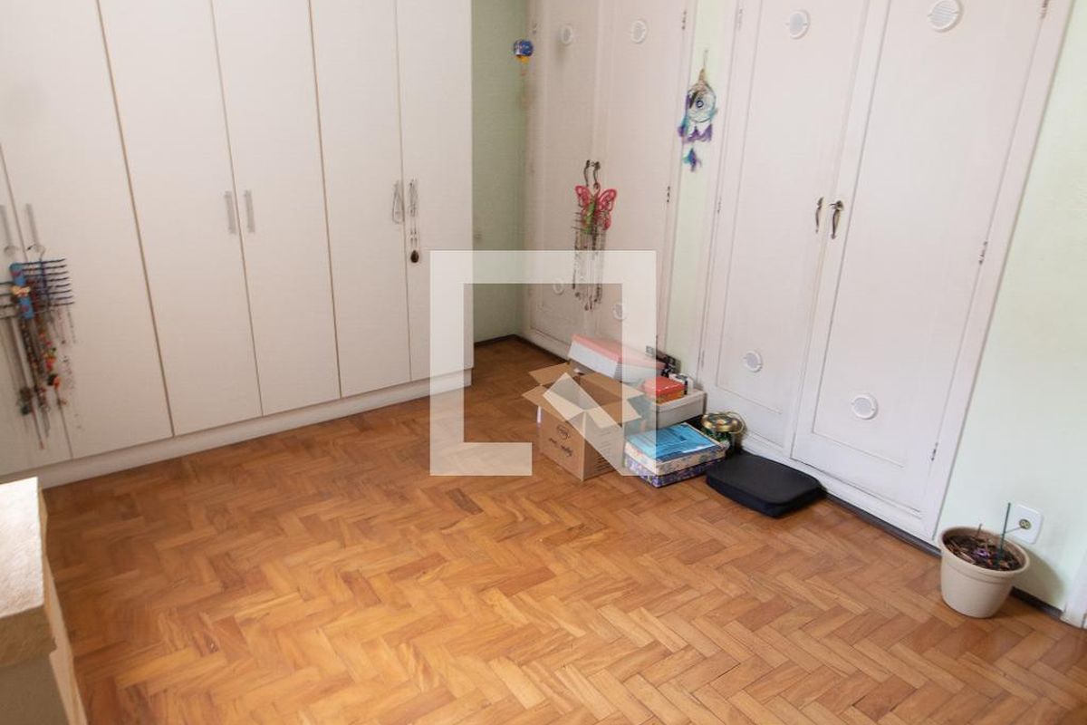 Casa à Venda - Taquaral, 3 Quartos,  300 m2 em , Campinas - sp | SoloBR