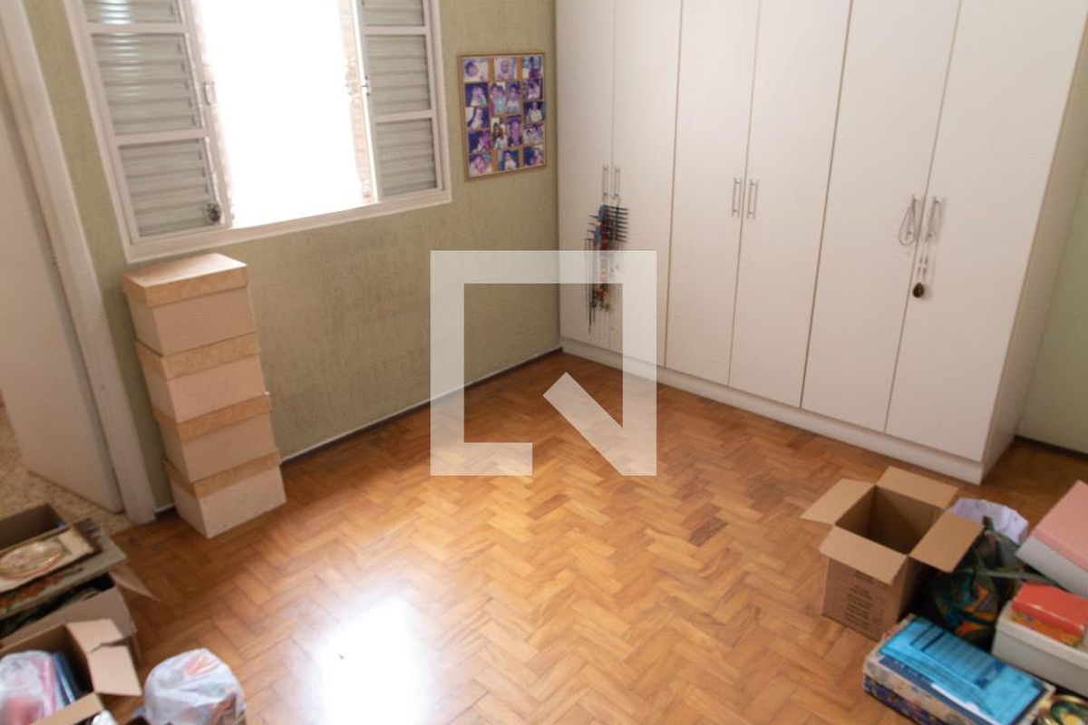 Casa à Venda - Taquaral, 3 Quartos,  300 m2 em , Campinas - sp | SoloBR