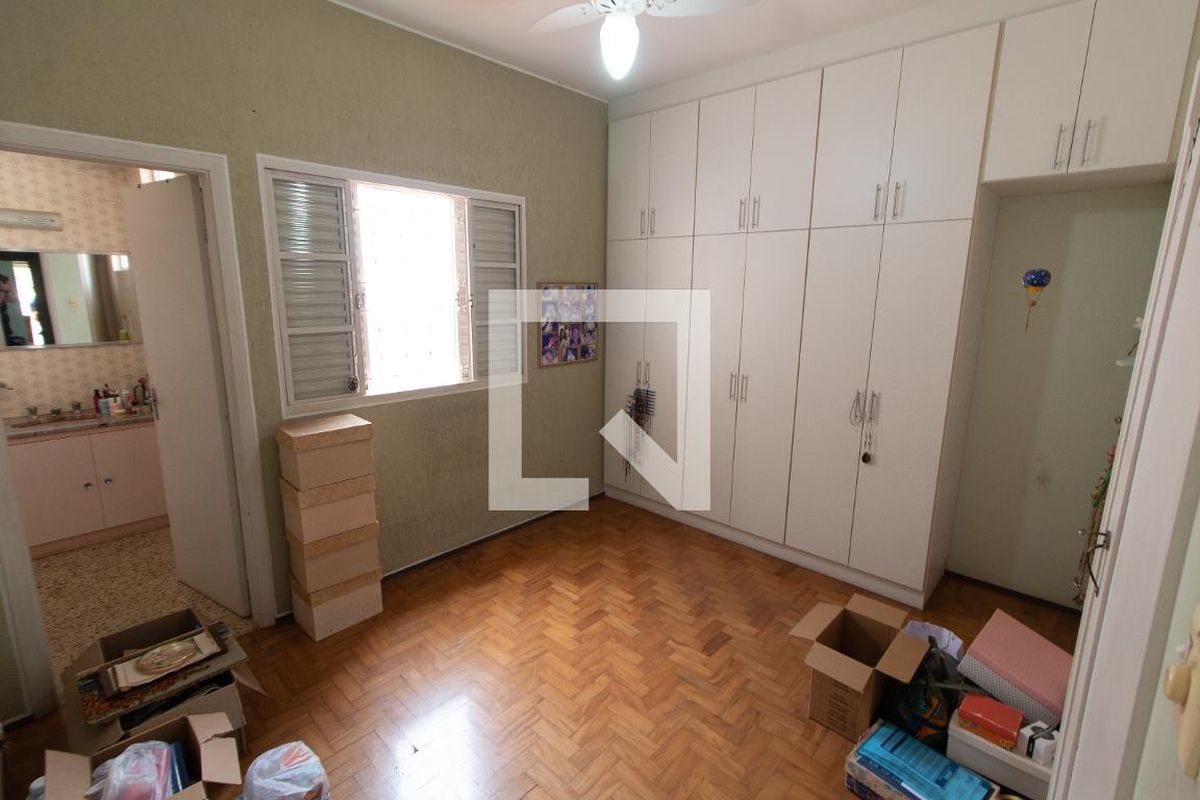 Casa à Venda - Taquaral, 3 Quartos,  300 m2 em , Campinas - sp | SoloBR