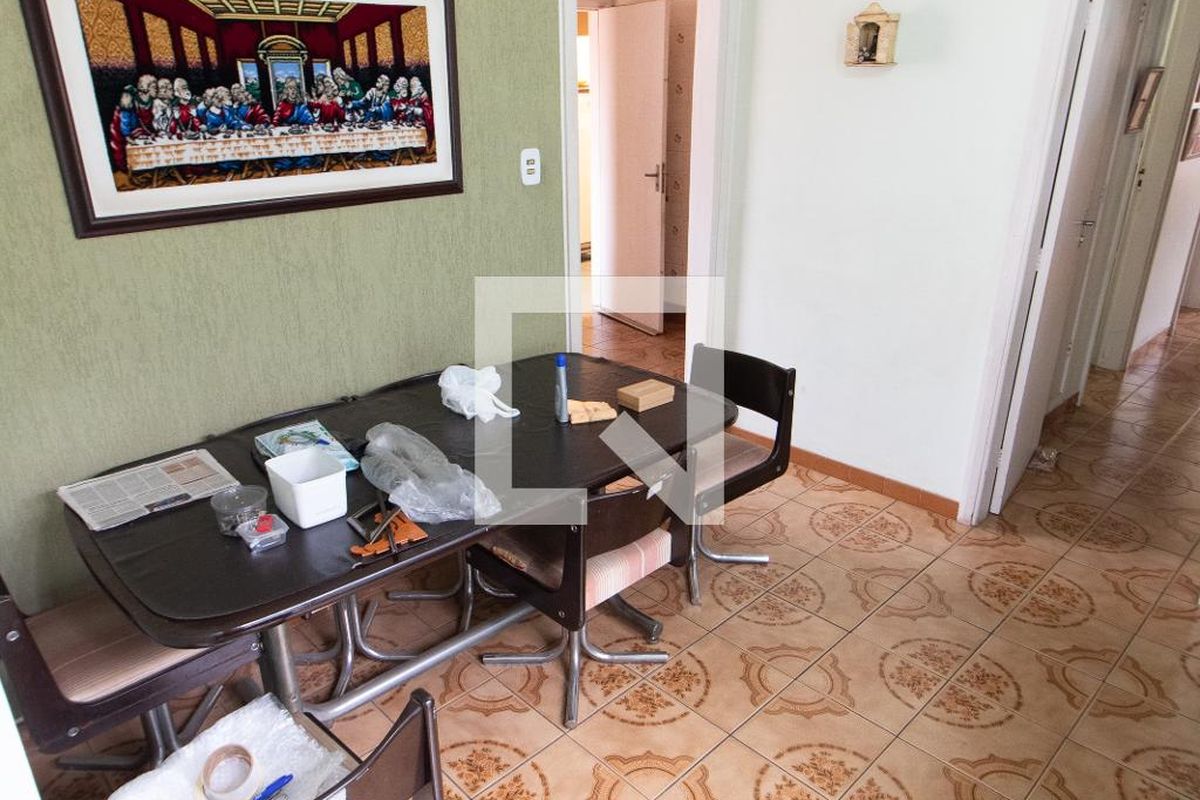 Casa à Venda - Taquaral, 3 Quartos,  300 m2 em , Campinas - sp | SoloBR