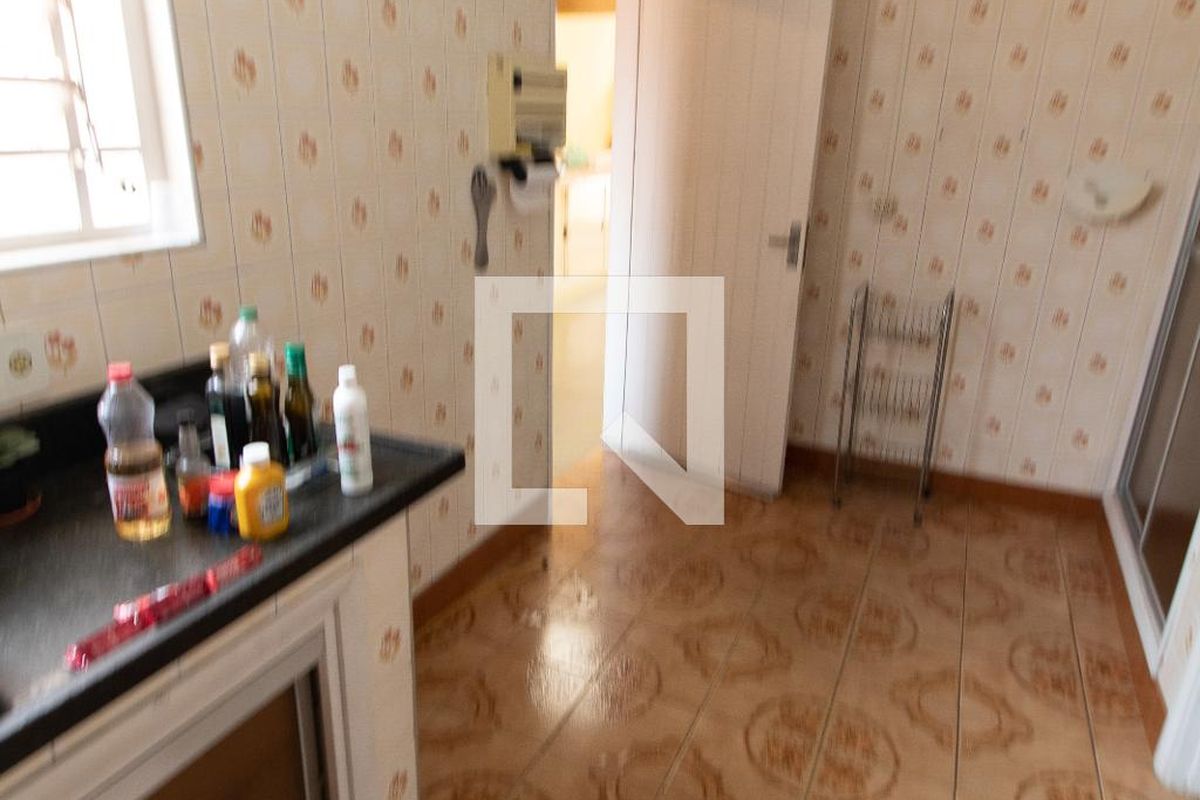 Casa à Venda - Taquaral, 3 Quartos,  300 m2 em , Campinas - sp | SoloBR