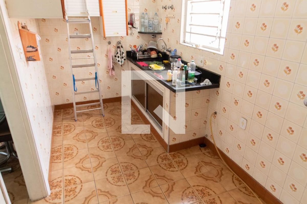 Casa à Venda - Taquaral, 3 Quartos,  300 m2 em , Campinas - sp | SoloBR