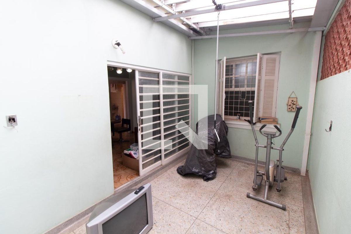 Casa à Venda - Taquaral, 3 Quartos,  300 m2 em , Campinas - sp | SoloBR