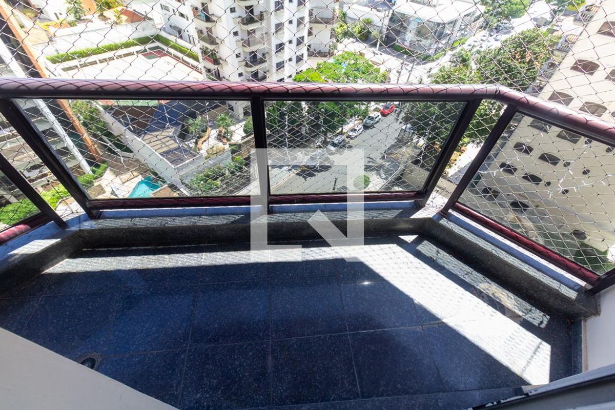 Apartamento, 3 quartos, 165 m² - Foto 144