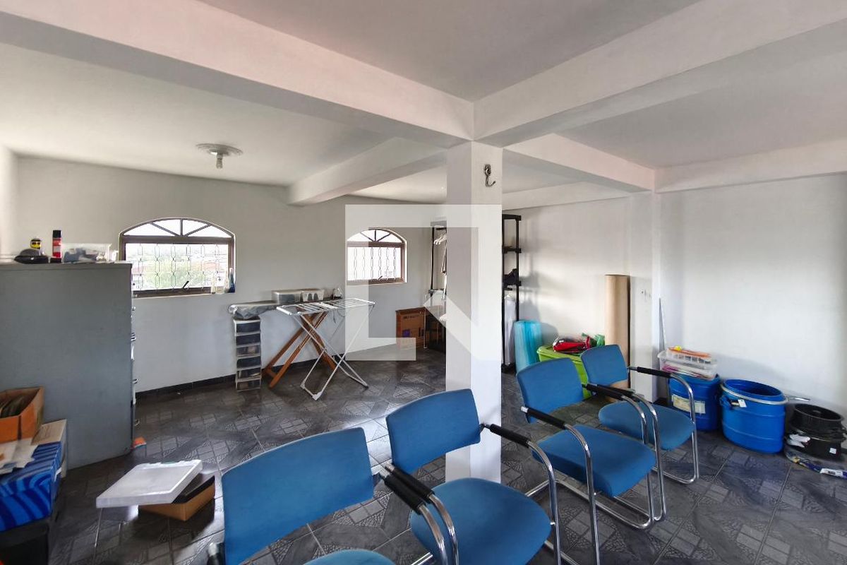 Casa à Venda - Jardim do Lago, 6 Quartos,  400 m2 em , Campinas - sp | SoloBR