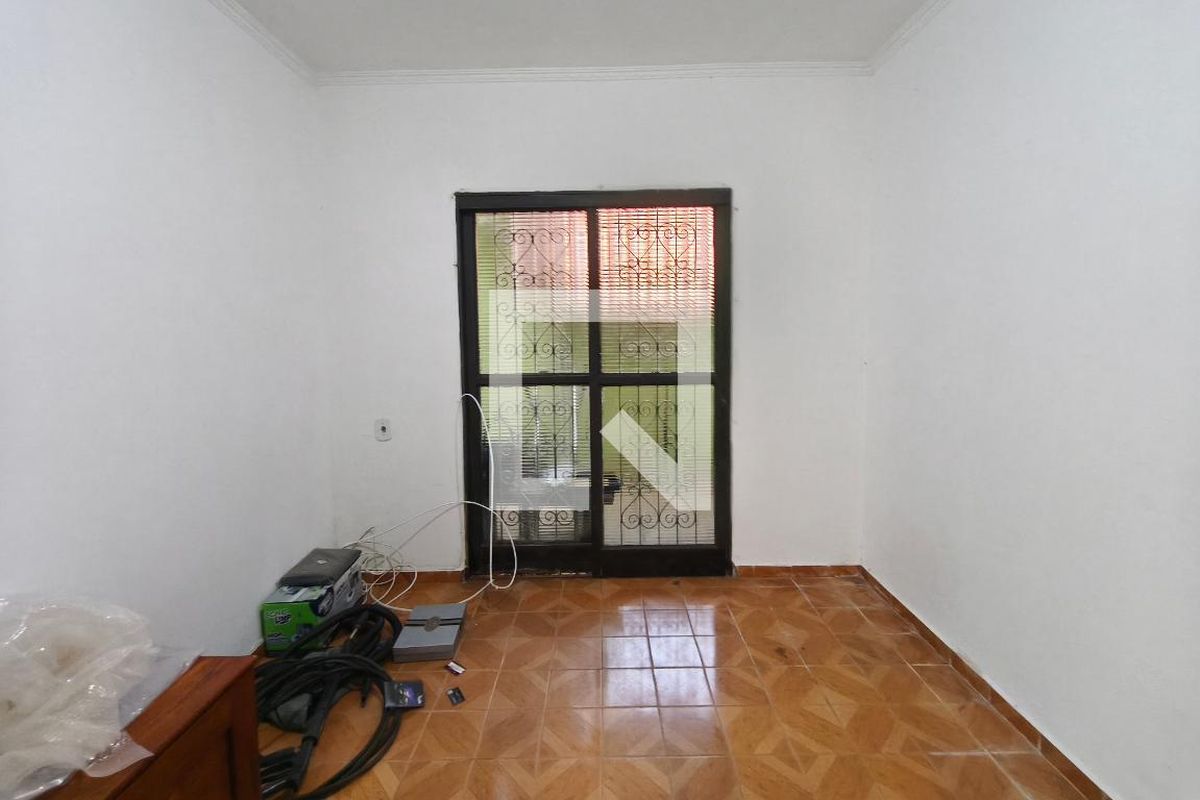 Casa à Venda - Jardim do Lago, 6 Quartos,  400 m2 em , Campinas - sp | SoloBR