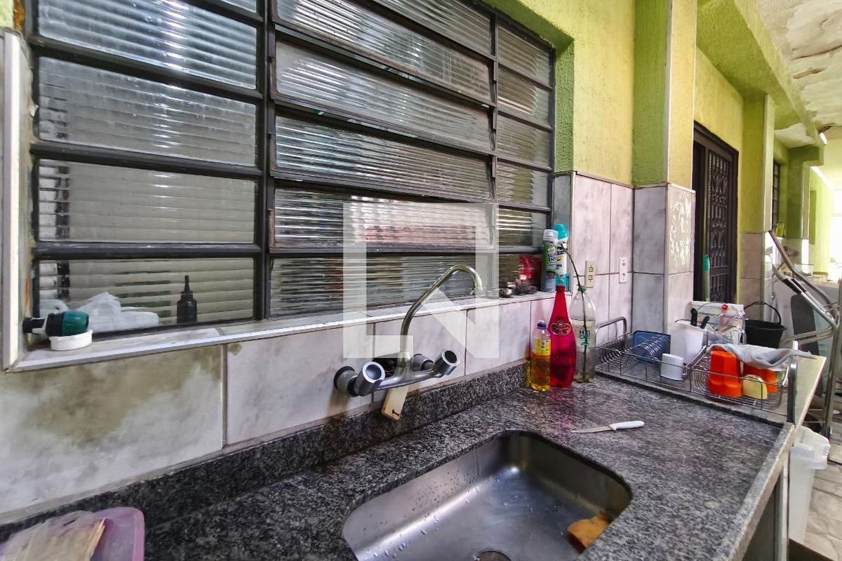 Casa à Venda - Jardim do Lago, 6 Quartos,  400 m2 em , Campinas - sp | SoloBR