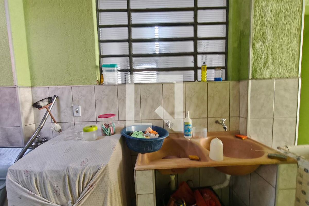 Casa à Venda - Jardim do Lago, 6 Quartos,  400 m2 em , Campinas - sp | SoloBR