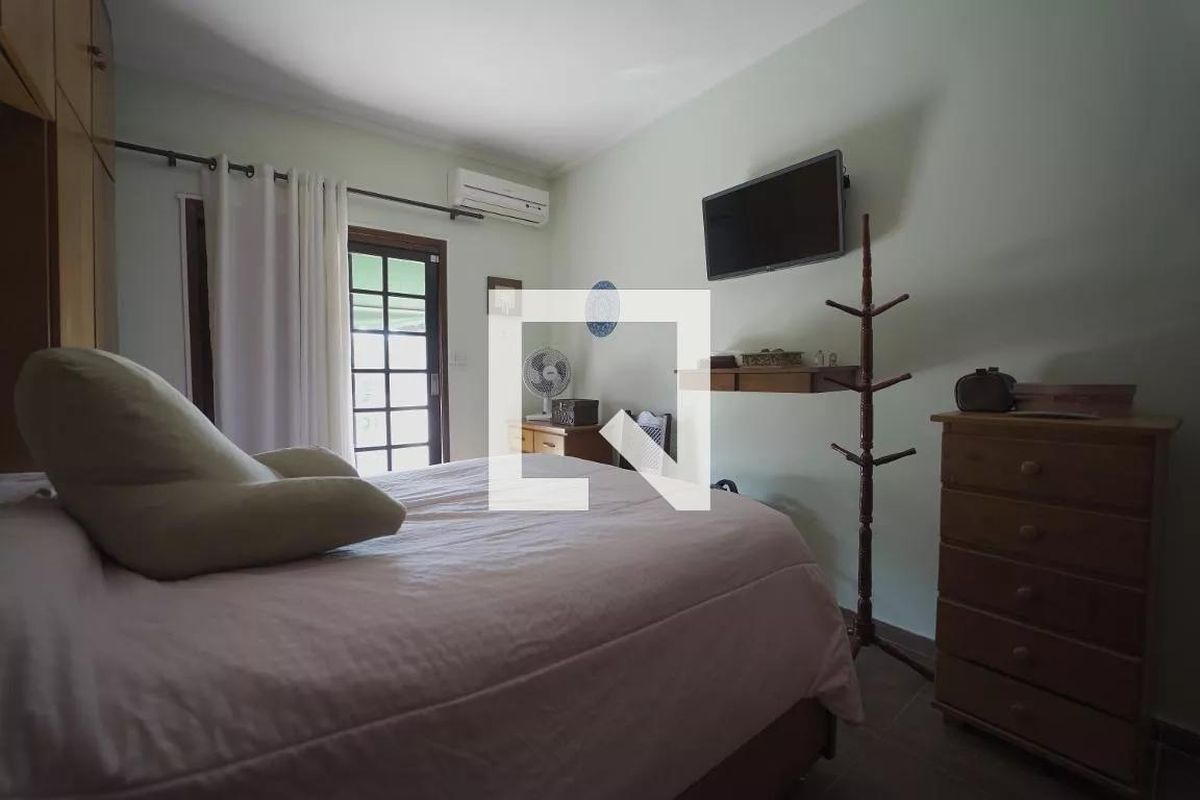 Casa, 4 quartos, 235 m² - Foto 39