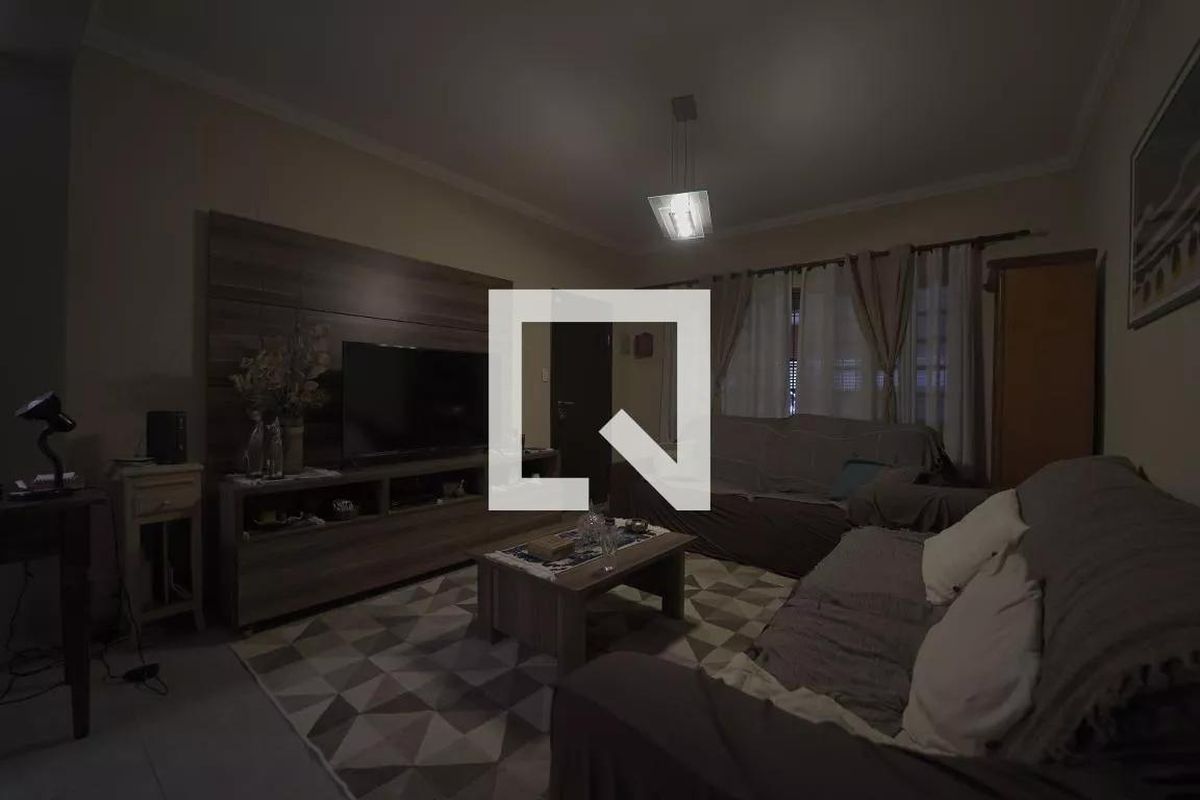 Casa, 4 quartos, 235 m² - Foto 2