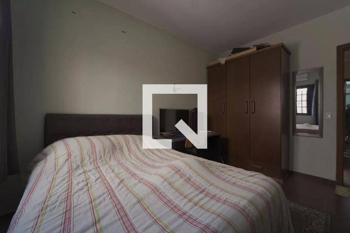 Casa, 4 quartos, 235 m² - Foto 25