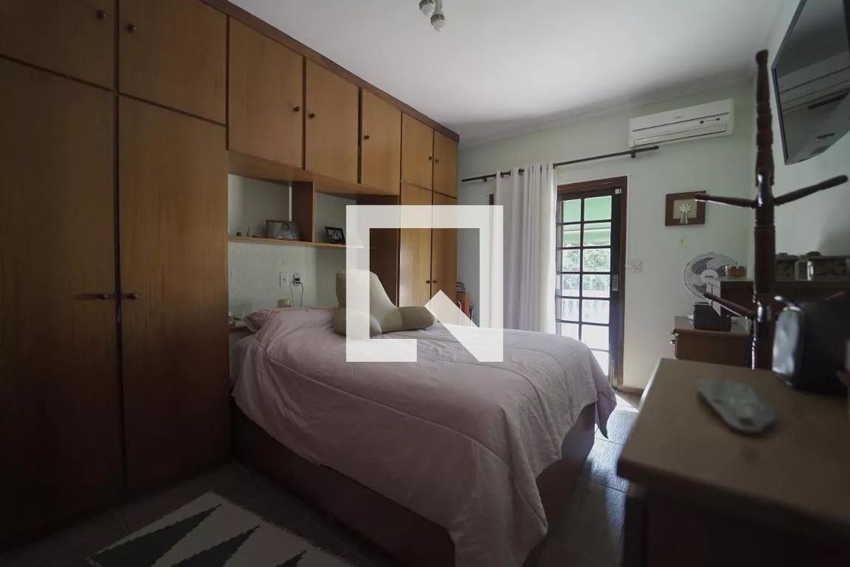 Casa, 4 quartos, 235 m² - Foto 37