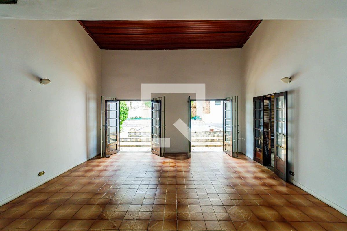 Casa, 3 quartos, 180 m² - Foto 4