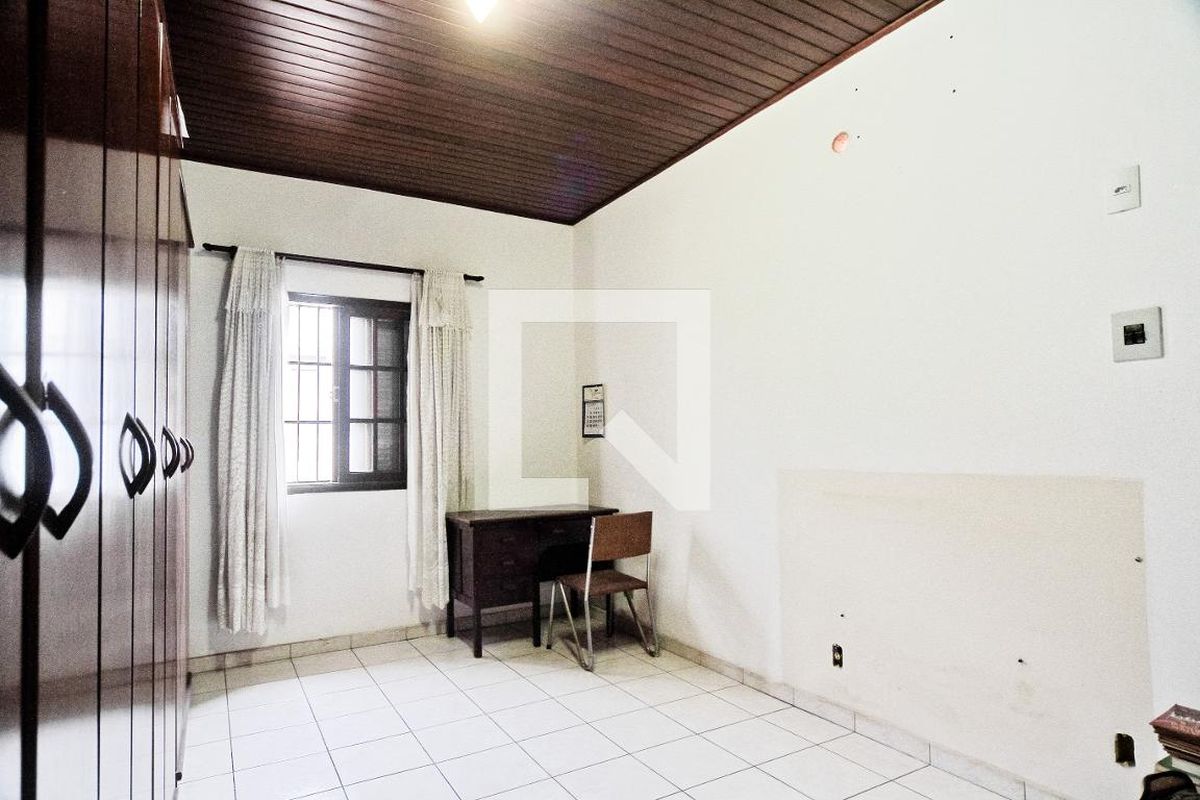 Casa, 3 quartos, 180 m² - Foto 11