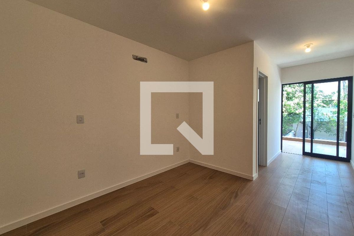 Casa, 4 quartos, 220 m² - Foto 60