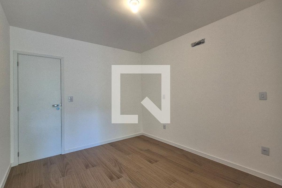 Casa, 4 quartos, 220 m² - Foto 66