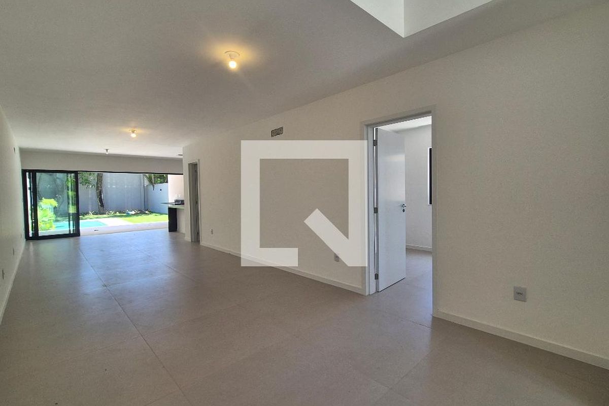 Casa, 4 quartos, 220 m² - Foto 4
