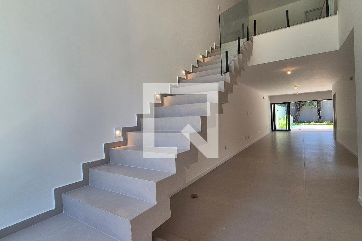 Casa, 4 quartos, 220 m² - Foto 2