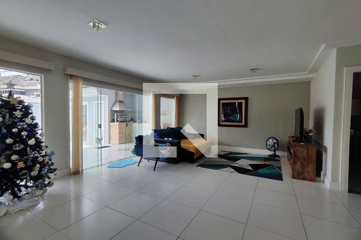 Casa, 5 quartos, 200 m² - Foto 4