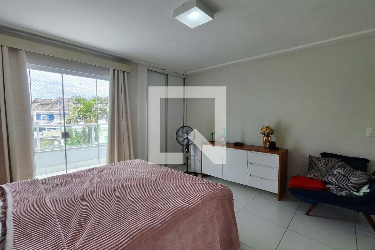 Casa, 5 quartos, 200 m² - Foto 23