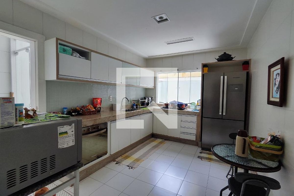Casa, 5 quartos, 200 m² - Foto 42