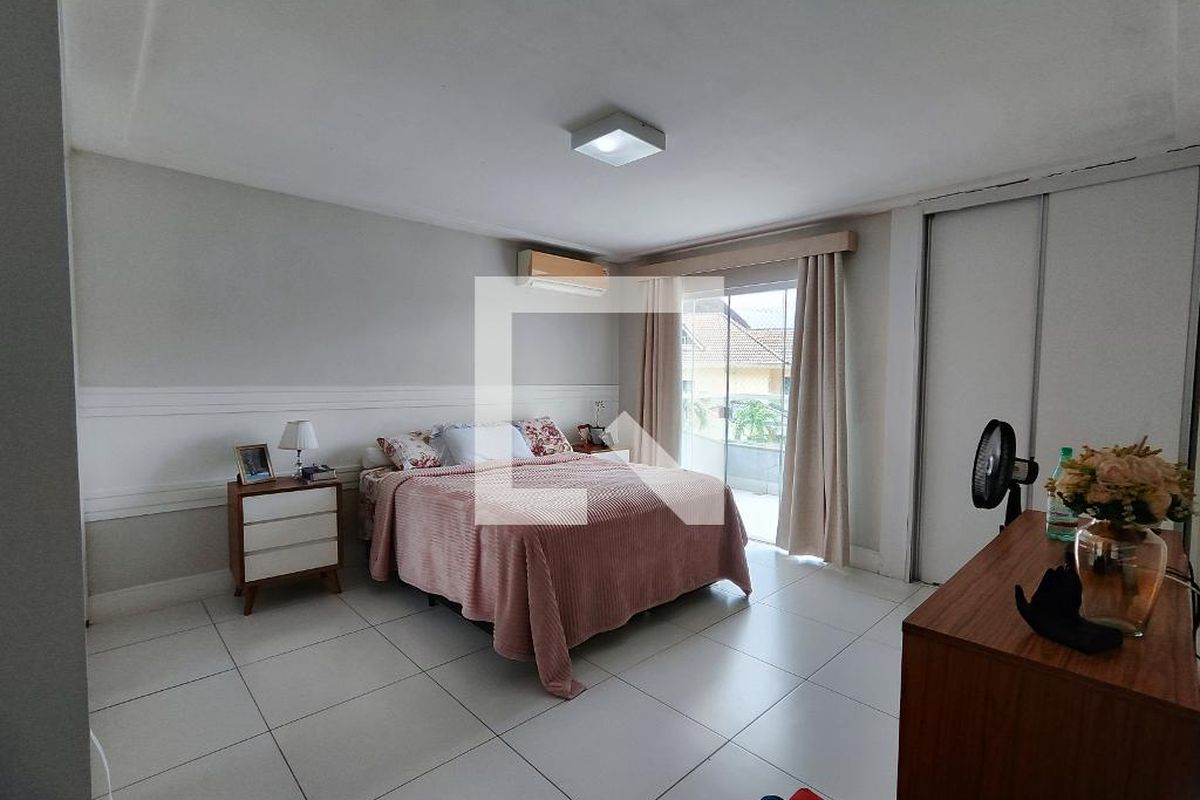 Casa, 5 quartos, 200 m² - Foto 22
