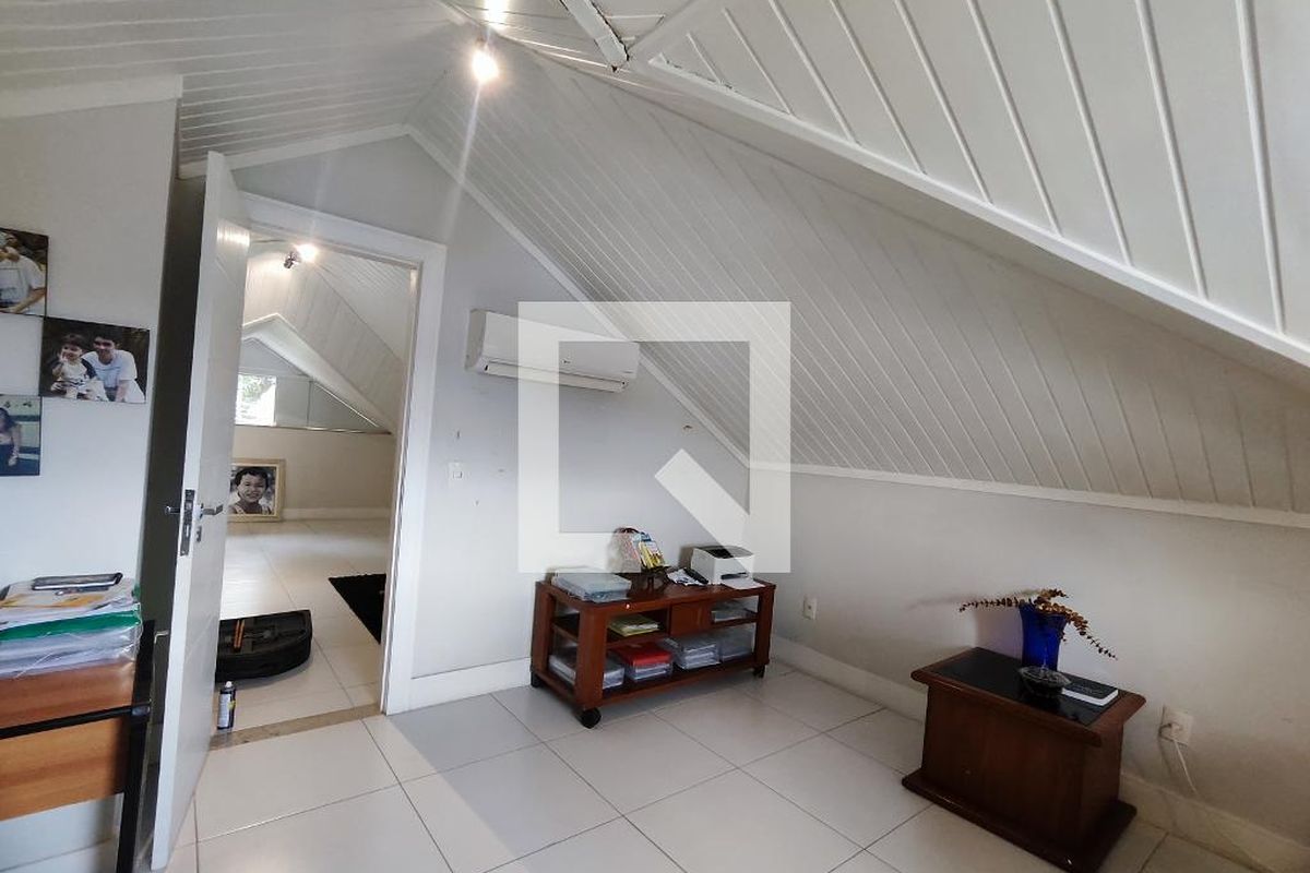Casa, 5 quartos, 200 m² - Foto 57