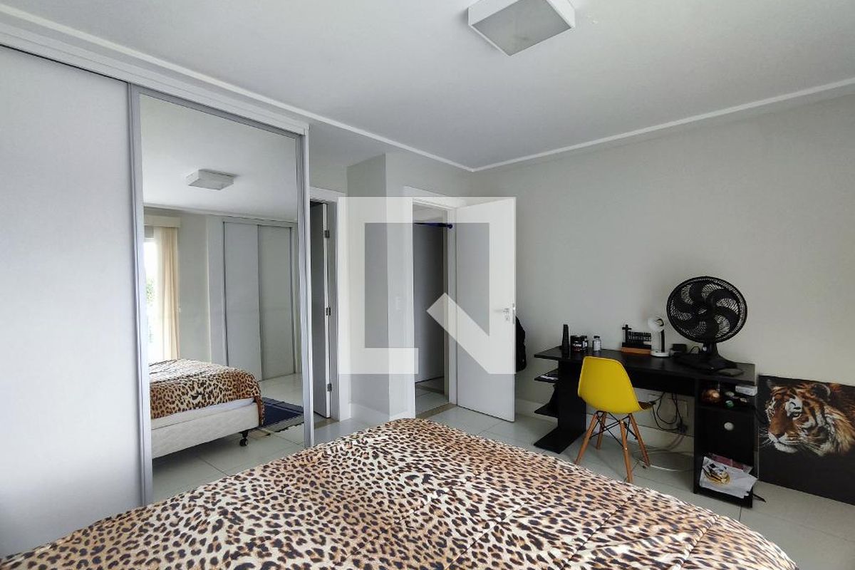 Casa, 5 quartos, 200 m² - Foto 17