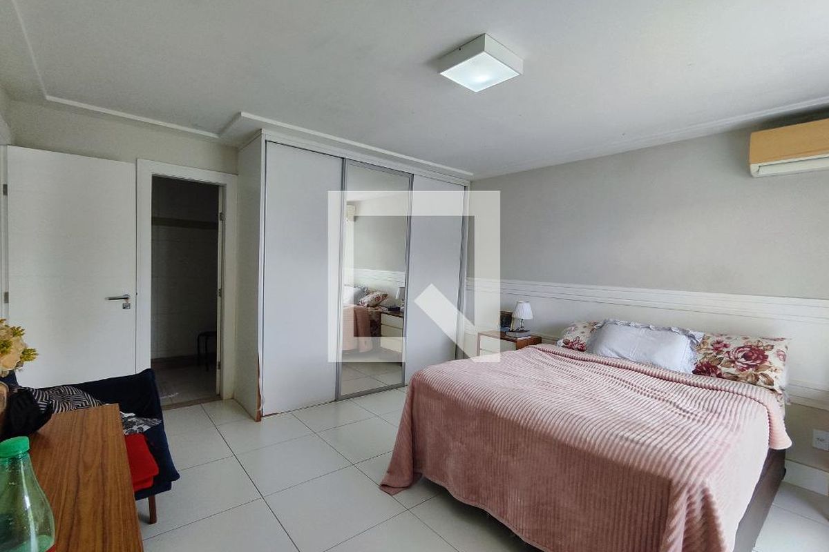 Casa, 5 quartos, 200 m² - Foto 25