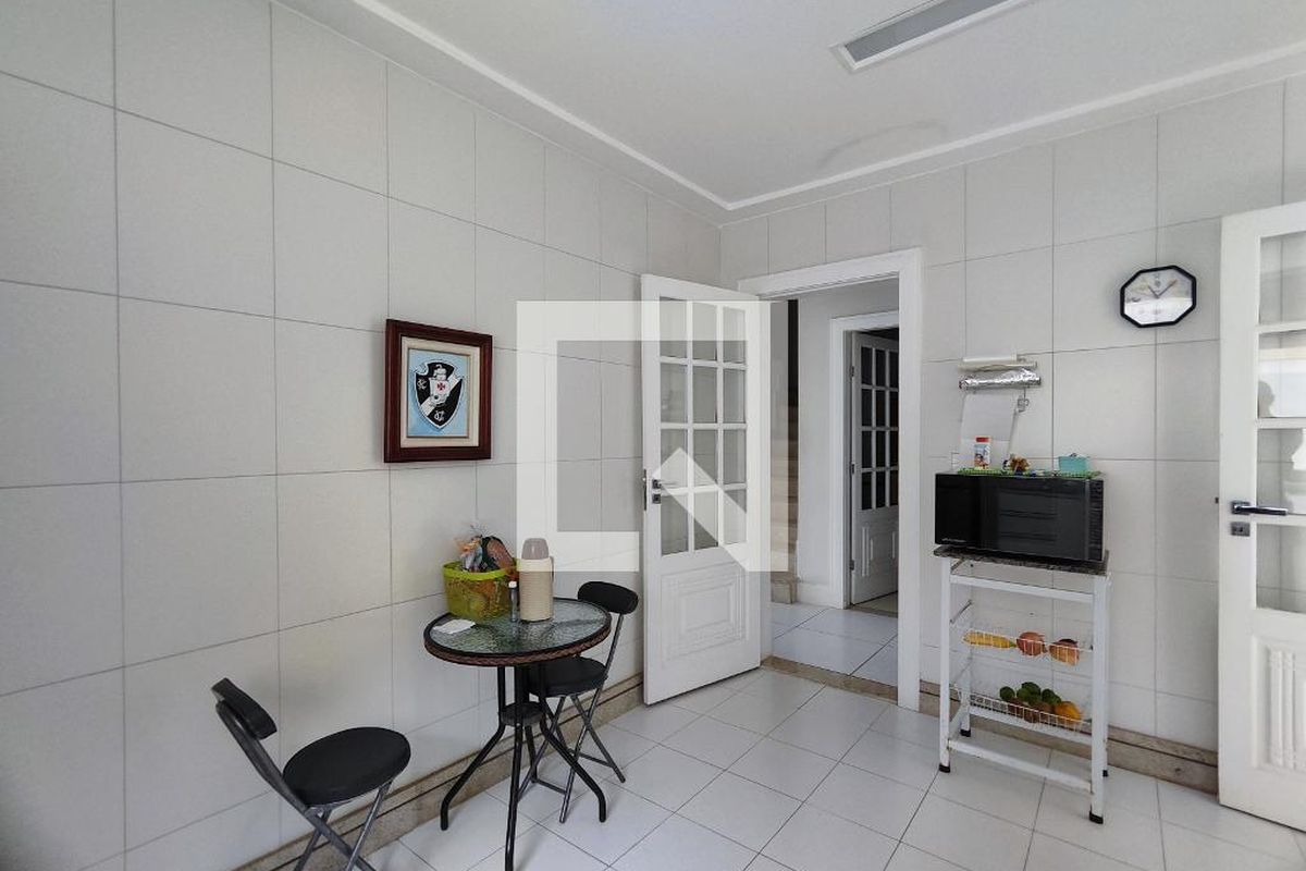 Casa, 5 quartos, 200 m² - Foto 45