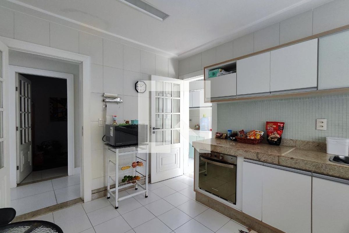 Casa, 5 quartos, 200 m² - Foto 44