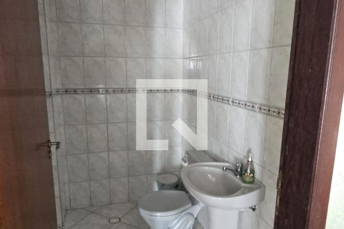 Casa, 3 quartos, 250 m² - Foto 14