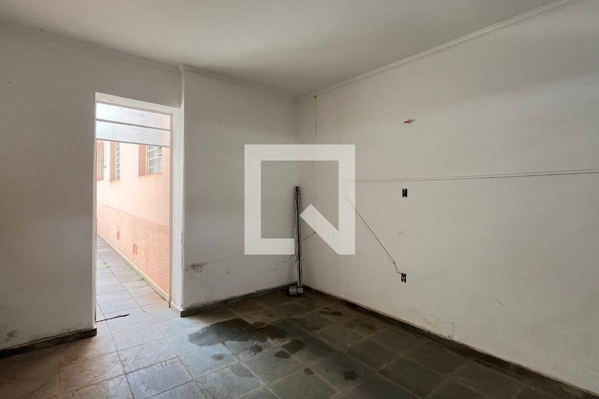 Casa à Venda - Bosque, 3 Quartos,  118 m2 em , Campinas - sp | SoloBR