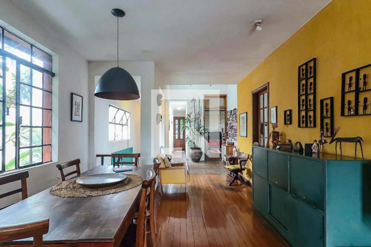 Casa, 4 quartos, 299 m² - Foto 2
